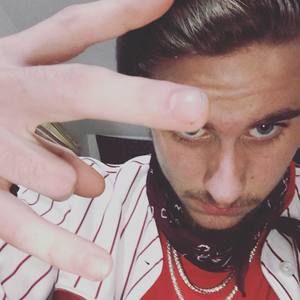 Meet your Posher, Daniel